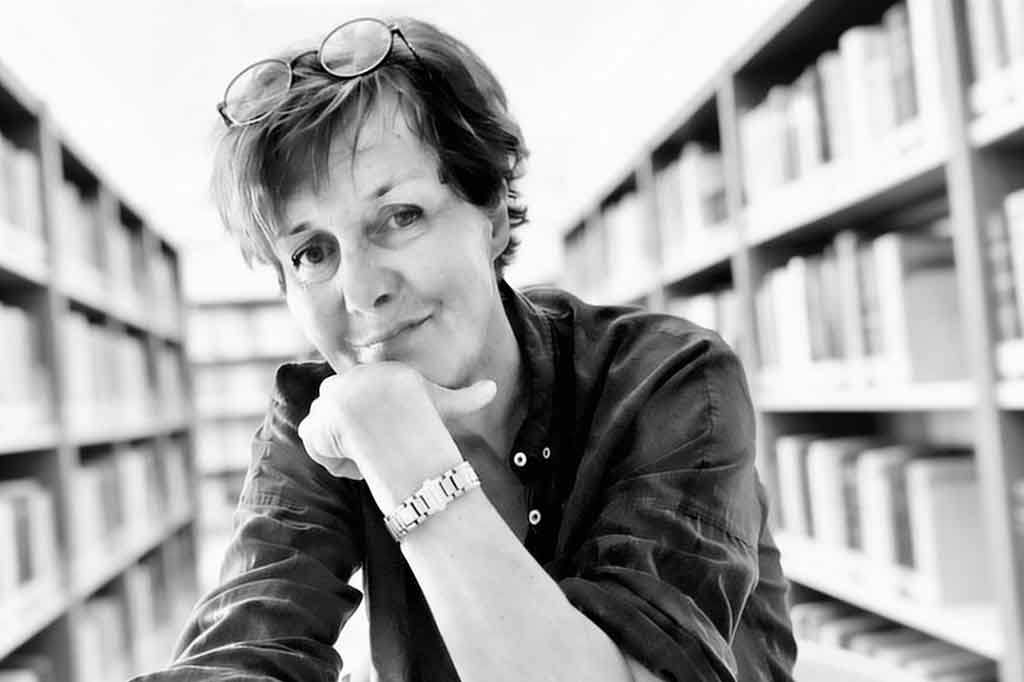 Se montrer, se raconter : le paradoxe contemporain de l’auteur(e)